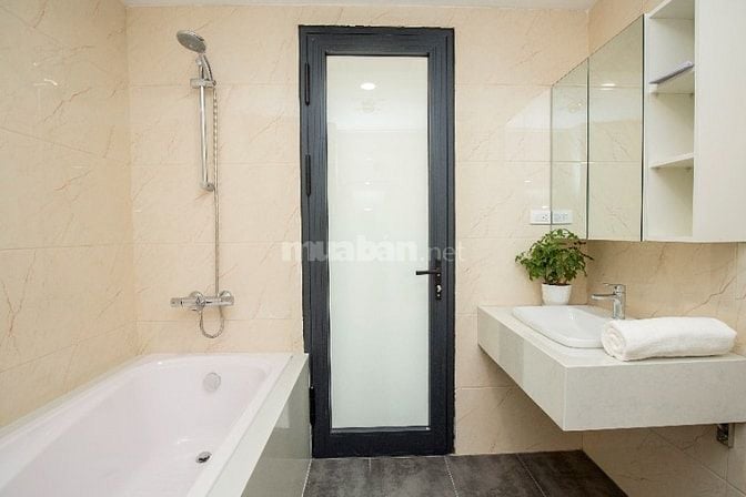 Tòa nhà sumitomo cho thuê căn hộ dịch vụ 1 ngủ 60m2 tại Đào Tấn gần Lo