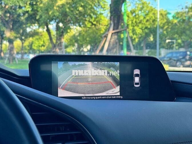 Mazda 3 Luxury 2020 màu trắng, xe đẹp, giá tốt