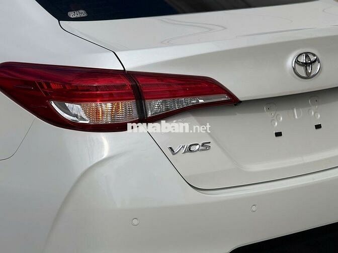 Toyota Vios G 2024 màu trắng mẹ mắng cũng mua