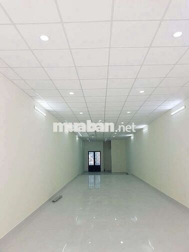 Cho thuê nhà Phạm Văn Bạch, P.15, Q.Tân Bình

+ Diện tích: 5mx26m