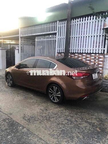 Kia Cerato 2017 1.6 AT - 123 km