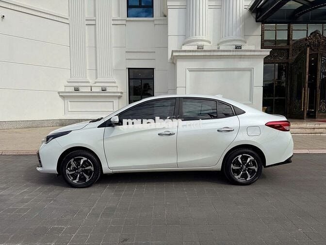 Toyota Vios G 2024 màu trắng mẹ mắng cũng mua