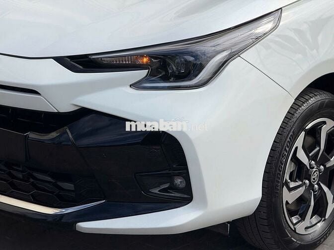 Toyota Vios G 2024 màu trắng mẹ mắng cũng mua