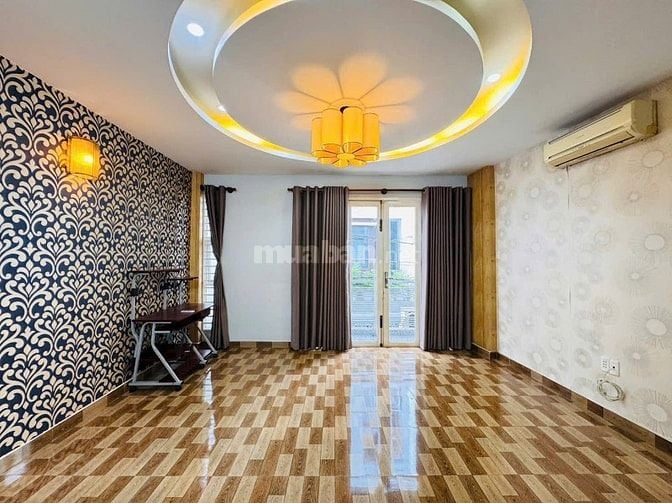 Bán nhà Bình Thạnh 43m2 giá 2 tỷ 350 triệu đường Lê Văn Duyệt, P3.