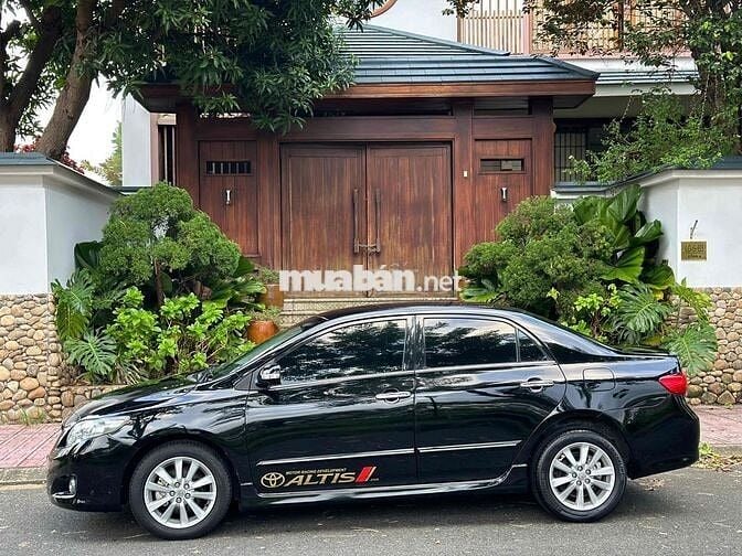 Toyota Corolla Altis 2009 2.0V - 105000 km