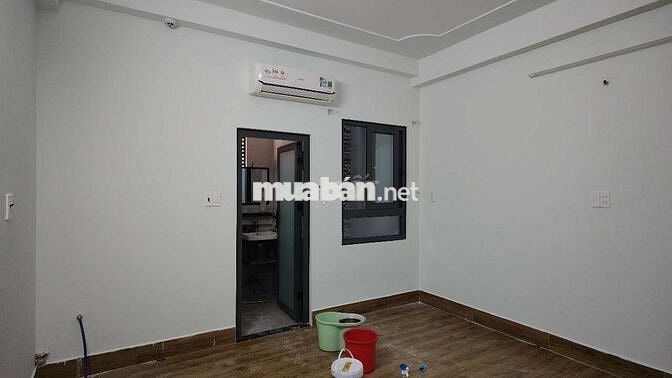 Cho thuê phòng trọ mới, rộng, có cửa sổ đầy đủ nội thất gần sân bay