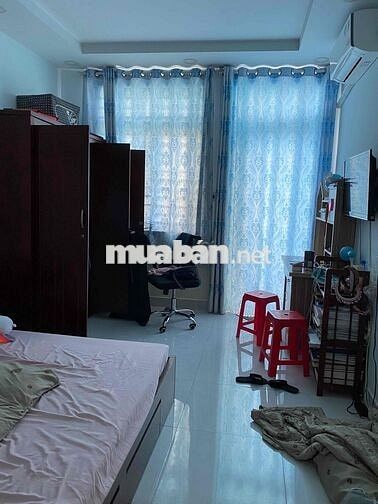 mặt tiền đường 16m 4 tầng 4 P ngủ P khách Bếp. P thờ sân thương