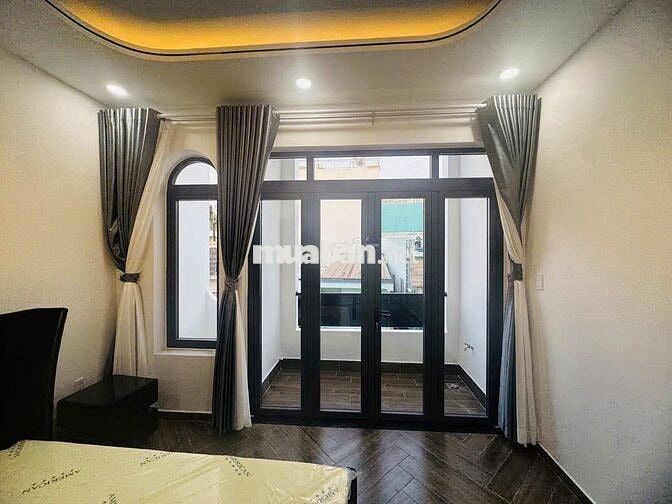 SIÊU PHẨM NHA PHỐ 5 TẦNG SẴN THANG MÁY - NỘI THẤT XIN SÒ