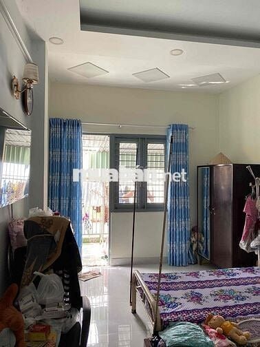 mặt tiền đường 16m 4 tầng 4 P ngủ P khách Bếp. P thờ sân thương