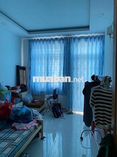 mặt tiền đường 16m 4 tầng 4 P ngủ P khách Bếp. P thờ sân thương