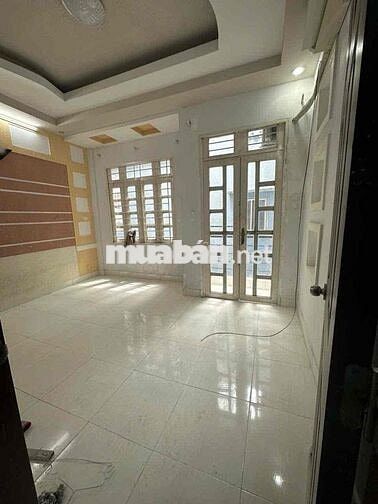 Cho thuê nhà nguyên căn Đường Thích Quảng Đức Quận PN