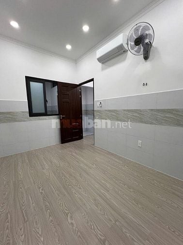 Chủ cần bán gấp nhà Q.10 Thành Thái