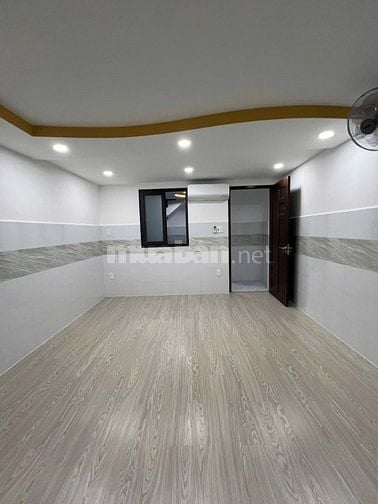 Chủ cần bán gấp nhà Q.10 Thành Thái