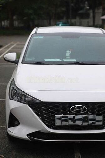 Hyundai Accent 2023 1.4 AT - 39000 km