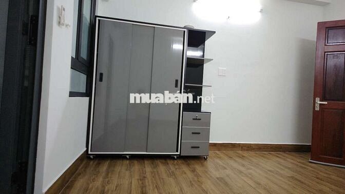 Cho thuê phòng trọ mới, rộng, có cửa sổ đầy đủ nội thất gần sân bay