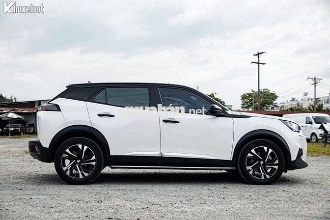 Peugeot 2008 2022 AT màu trắng cực HOT