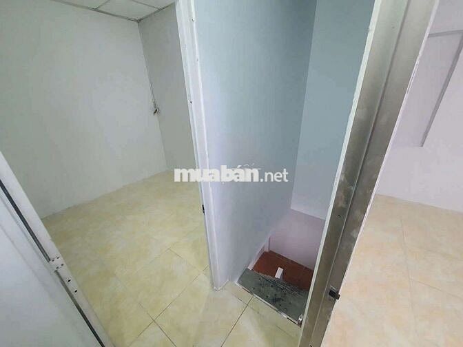 Cho thuê nhà nguyên căn.Đường Cách Mạng Tháng Tám.Phường 15.Quận 10