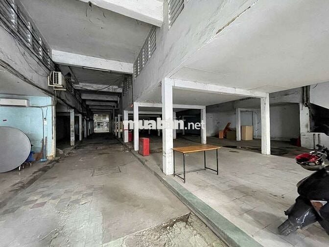 Chính chủ cho thuê mb ngang 12m quận 1  dtsd : 420m2