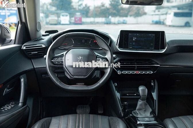 Peugeot 2008 2022 AT màu trắng cực HOT