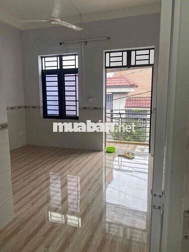 GẦN TTTM GIGAMAL NHÀ 2 LẦU 3PN 3WC SẴN MÁY LẠNH Ở GIA ĐÌNH + VP