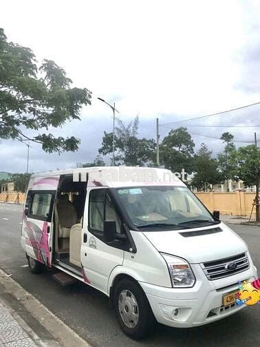 Ford Transit Limousine President 10 chỗ