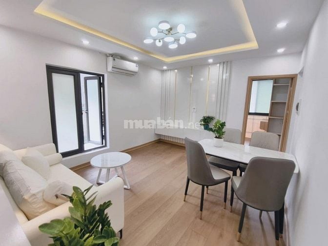 Nhà Đẹp Ở Luôn Phố Quỳnh Mai, Hai Bà Trưng 85m, tầng 3, giá 4.8 tỷ.