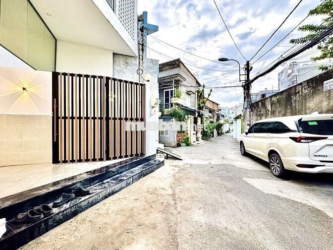 Nhà MP Thích Bửu Đăng, Gò Vấp, thiết kế hiện đại và đầy đủ tiện nghi