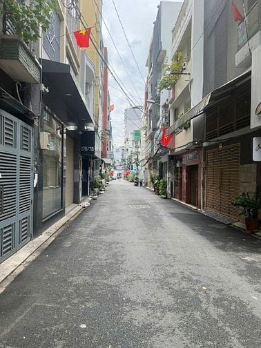 CHÍNH CHỦ CẦN BÁN NHÀ PHÚ NHUẬN, ĐƯỜNG TRẦN HUY LIỆU, 14.8 TỶ