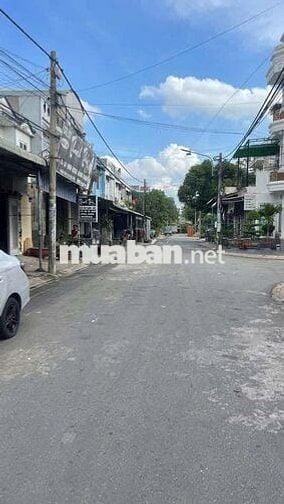 chủ gởi lô đất 1 set DT 743 cách vòng xoay an phú thuận an 1km