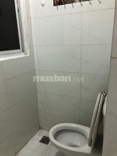 "Chung cư Nguyễn Kim quận 10 lô R lầu 2 thang bộ 50m 2 phòng ngủ".