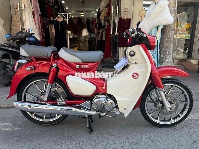 SUPERCUP 125 Màu Đỏ chạy 2.000km