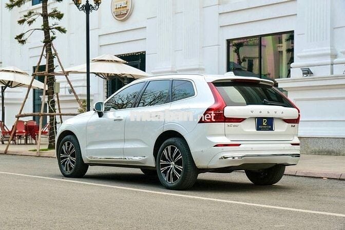 Volvo XC60 2022 Hybrid - 40 nghìn km Trắng Ngọc