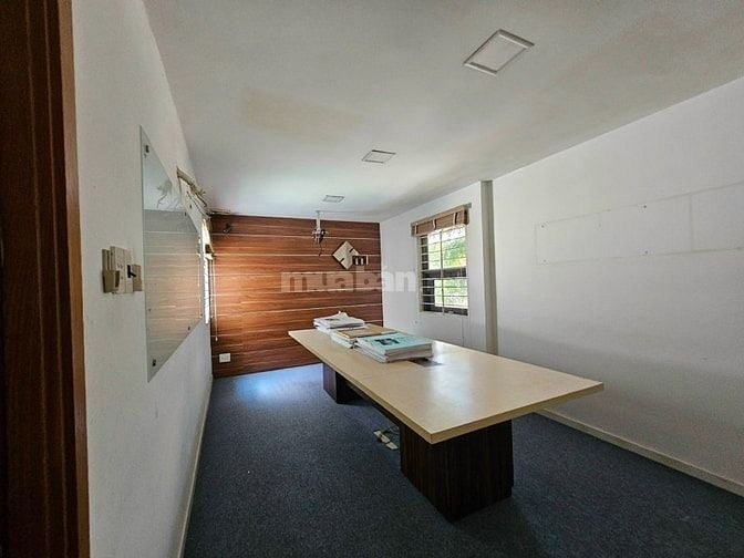 Cho thuê nhà mặt tiền Hoàng Văn Thụ, P.8, Q.Phú Nhuận giá 55tr