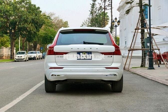 Volvo XC60 2022 Hybrid - 40 nghìn km Trắng Ngọc