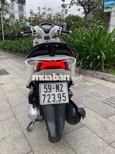 Bán Lead  2023 4val Một Đời chủ : xe Nguyên zin :