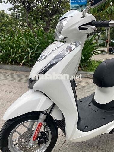 Bán Lead  2023 4val Một Đời chủ : xe Nguyên zin :