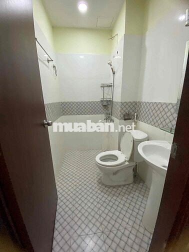 Bán CC Ngọc Đông Dương – 64m² – 2PN 2WC  – Giá 2.35 Tỷ TL