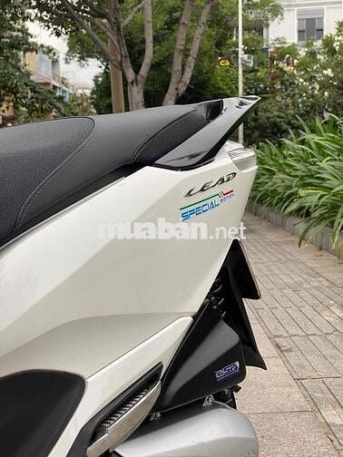 Bán Lead  2023 4val Một Đời chủ : xe Nguyên zin :