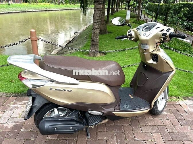 Chính chủ bán xe Lead phiên bản Đặc Biệt.