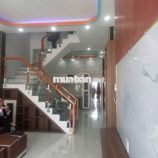 NHÀ MỚI ĐÚC 1 LẦU ĐƯỜNG XE HƠI4X34 ĐƯỜNG 833B. XÃ PHƯỚC VÂN. CẦN ĐƯỚC.