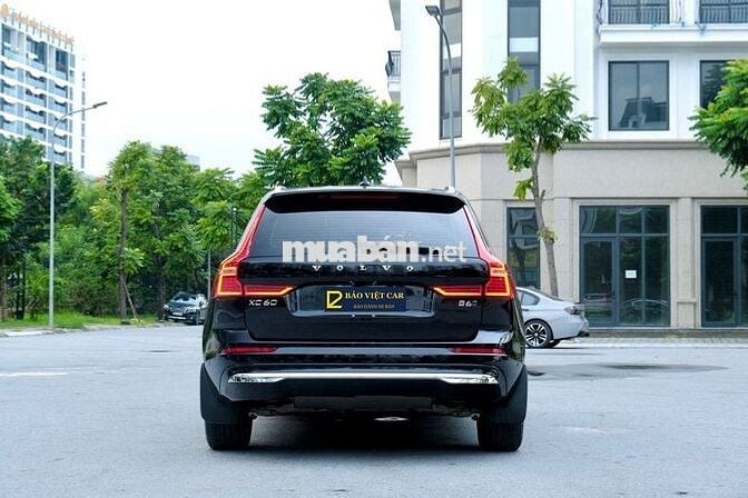 Volvo XC60 2022 B6 AWD - 70 nghìn km Đen Ánh Kim