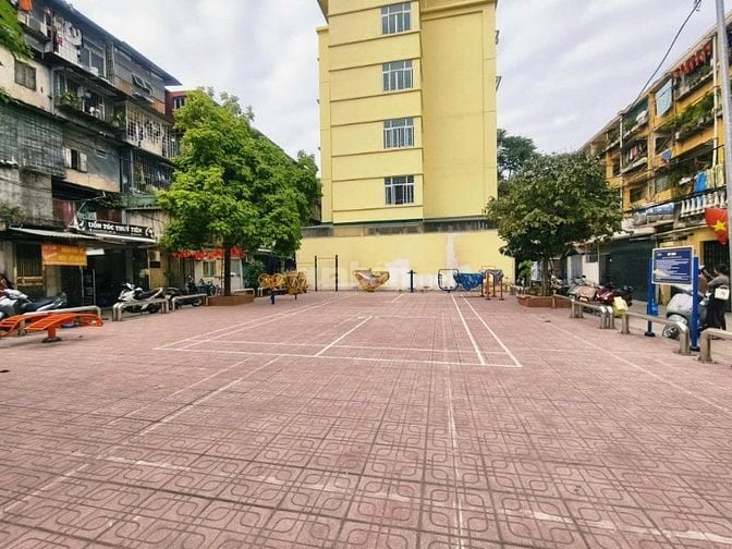 Nhà Đẹp Ở Luôn Phố Quỳnh Mai, Hai Bà Trưng 85m, tầng 3, giá 4.8 tỷ.