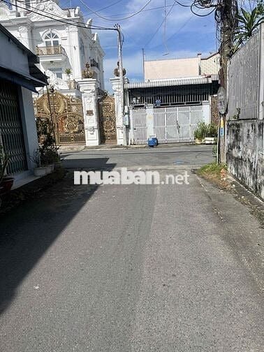 NHỈNH 4 TỶ 100m2 NHÀ 2 TẦNG GẦN CHỢ XUÂN THỚI THƯỢNG