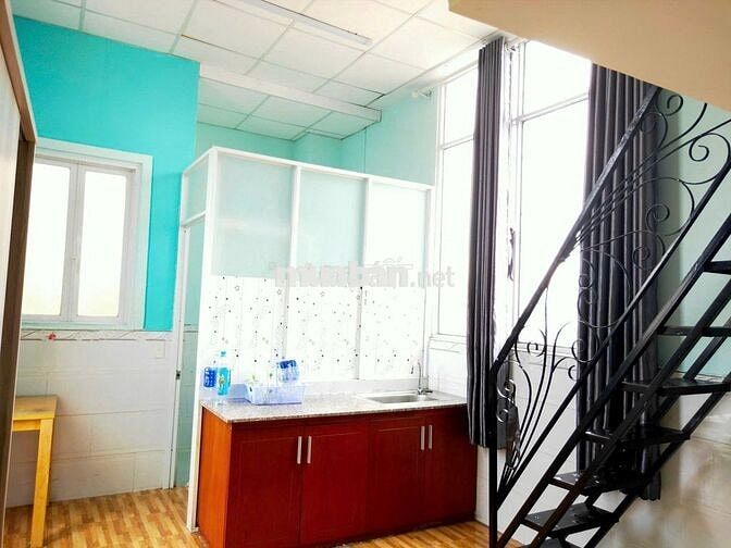 CĂN HỘ DUPLEX CAO CẤP NGAY NGÃ TƯ HÀNG XANH - FULL NT - BAN CÔNG RIÊNG