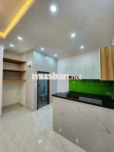 Nhà NGUYỄN VĂN BỨA DT:4m-10m giá 420tr