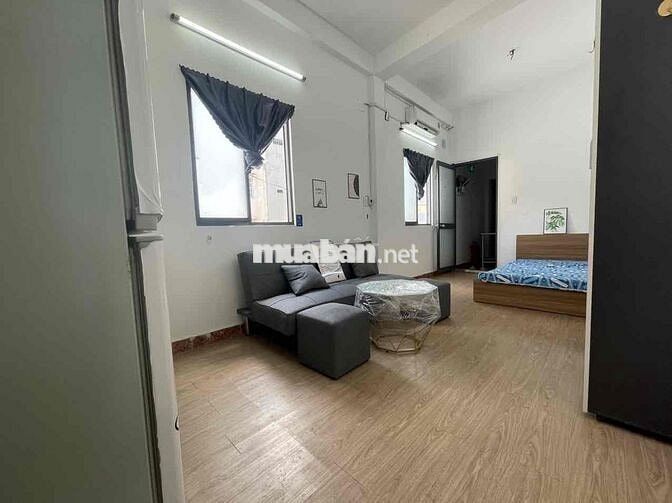 Căn hộ dịch vụ full nội thất cửa sổ trời ngay Trung tâm Bình Thạnh