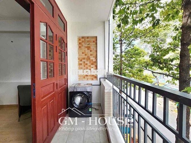 CĂN HỘ DỊCH VỤ 1PN FULL NỘI THẤT NGAY NGUYỄN GIA TRÍ CẠNH DH GTVT