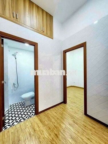 Nhà NGUYỄN VĂN BỨA DT:4m-10m giá 420tr