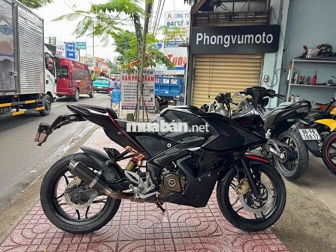 Kawasaki Bajaj RS200 2016 Đen Đỏ BSTP