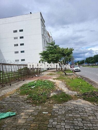 BÁN NHANH CẶP ĐẤT MẶT TIỀN ĐƯỜNG NGUYỄN TẤT THÀNH, ĐÀ NẴNG